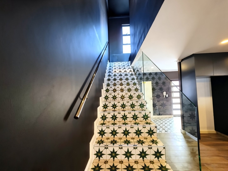 To Let 3 Bedroom Property for Rent in Sandown Western Cape